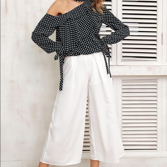 “Lotty Dotty” polka dot ruffle detail blouse. - Picture 7 of 7